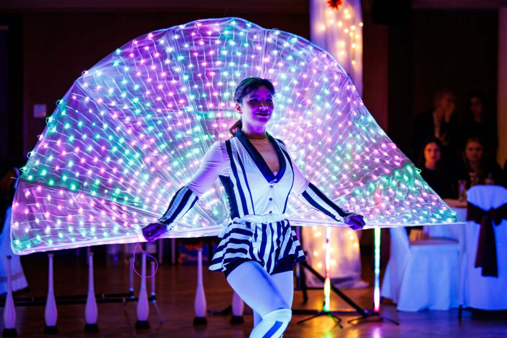 LED zsonglőr előadás a bolgár-magyar rendezvényen