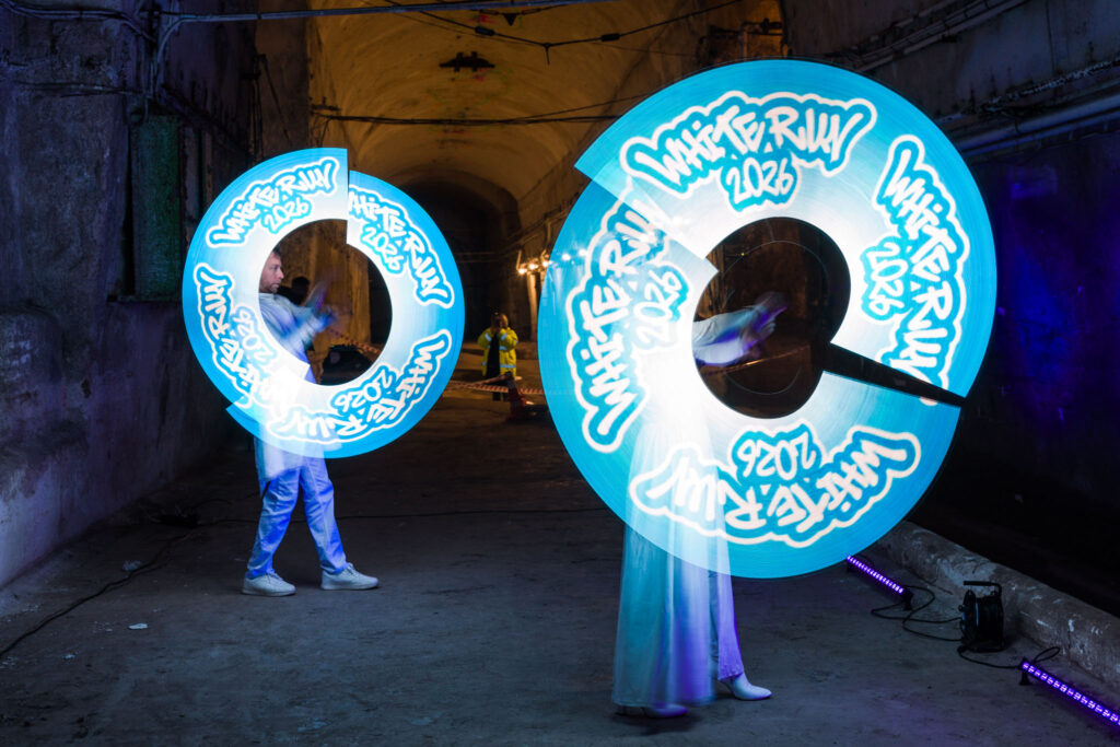 visual poi céges logó megjelenítés