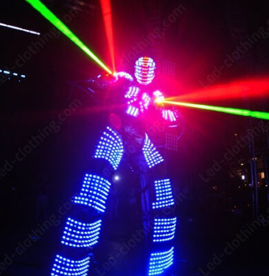 led robot karakter óriás led robot rednezvényen, lézerkesztyűben